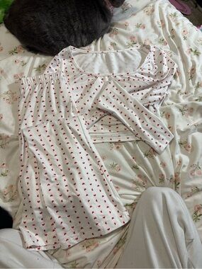 SHEIN White Pajama Set with Red Heart Print